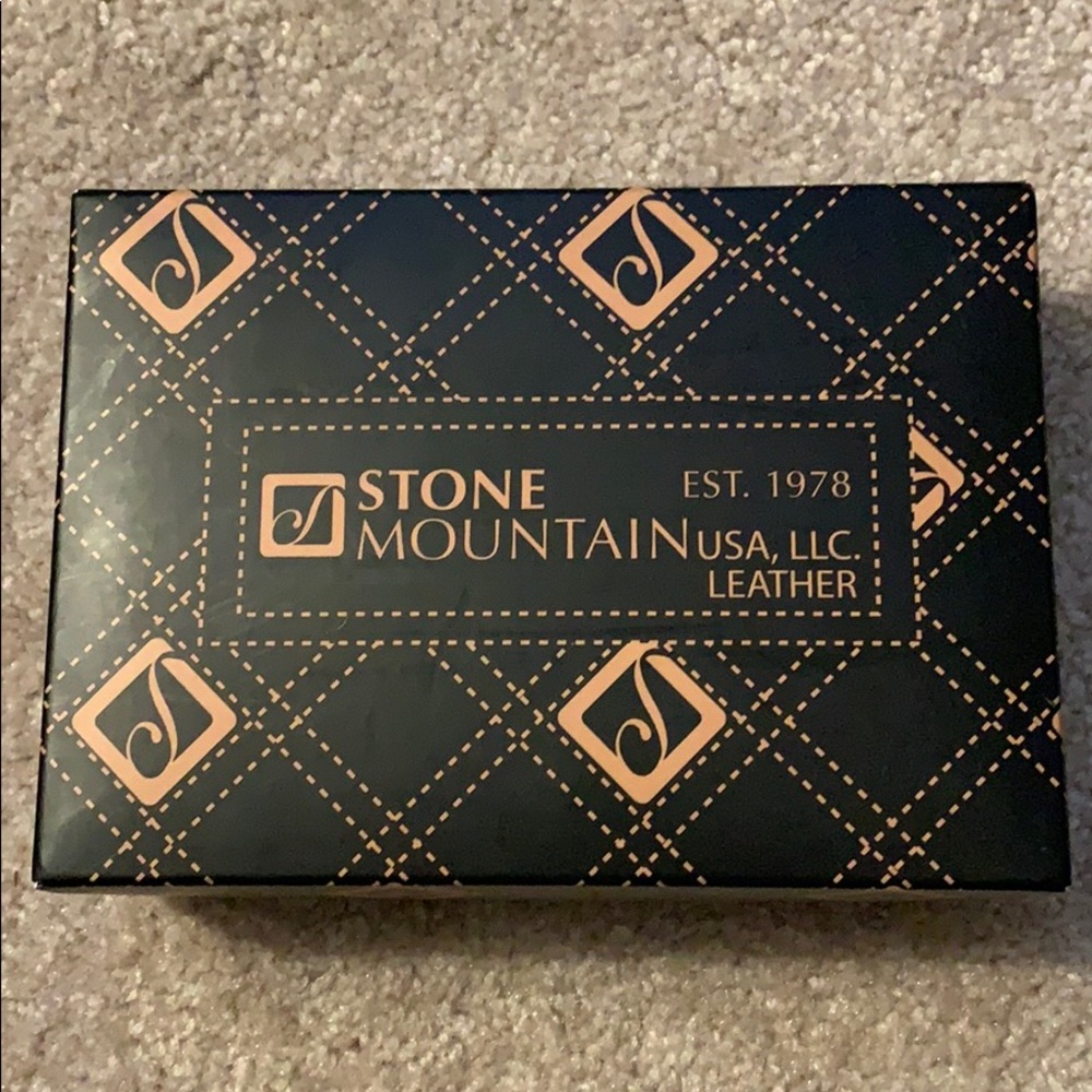 Brown leather Stone Mountain wallet